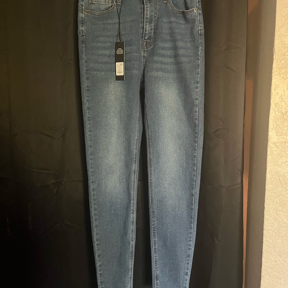 NWT Fashion Nove ‎ Women's High-Rise Skinny Jeans Denim Blue Size 11